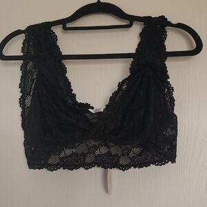 Chic Black Lace Bralette